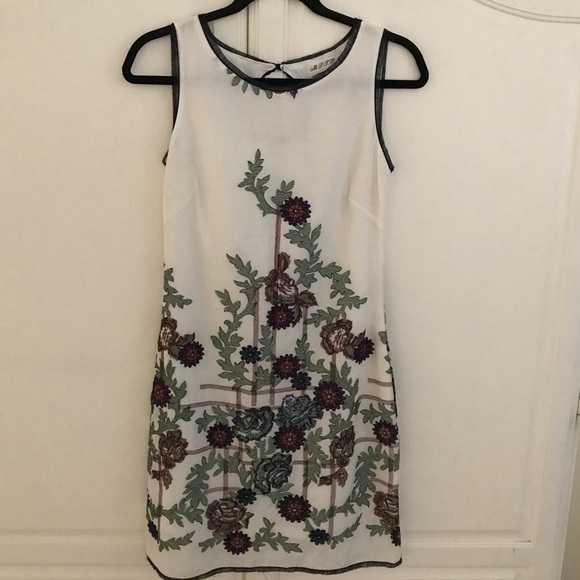 Max Studio Dresses & Skirts - Max Studio Specialty Products Dress